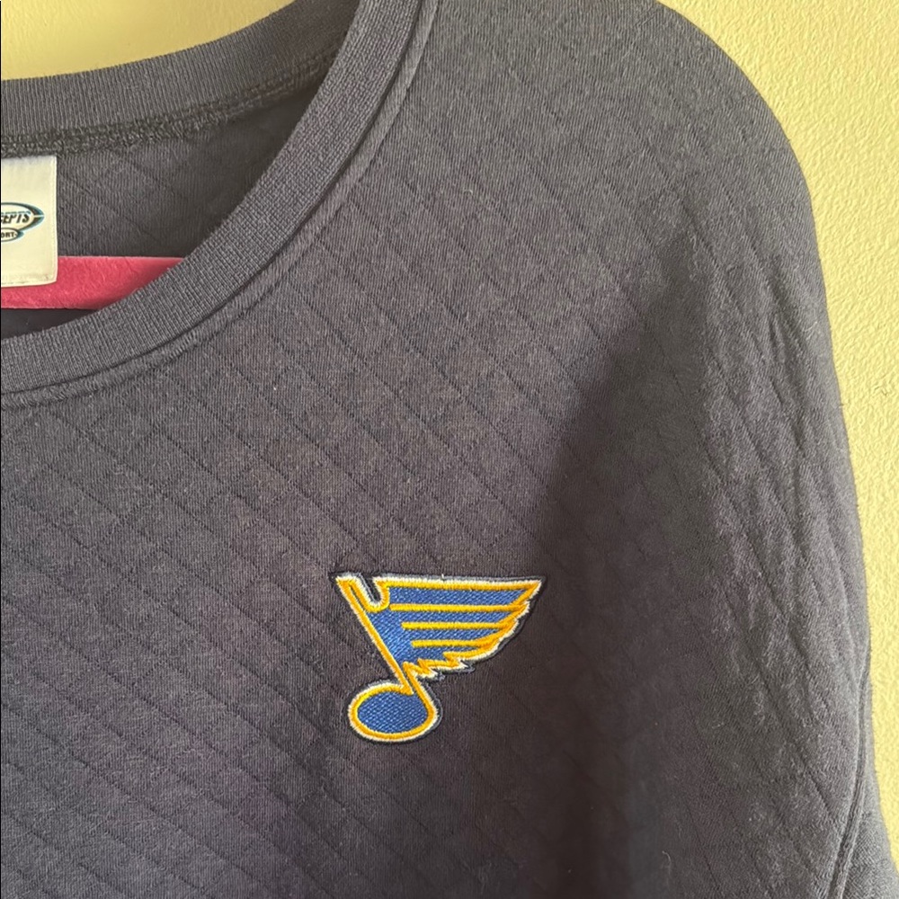 NHL Licensed STL Blues Navy Blue Quilted Sweater - Picture 2 of 4